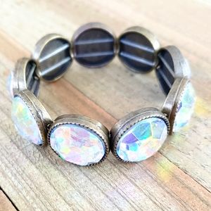 NIB Plunder Design Hailey Sue bracelet